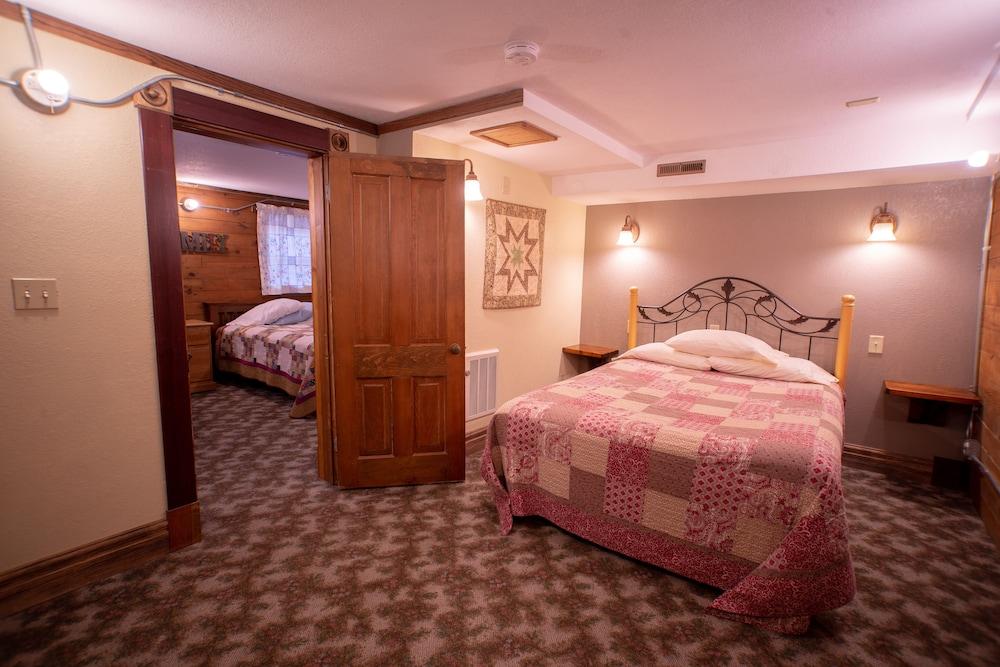 Stone Mill Hotel & Suites photo 57