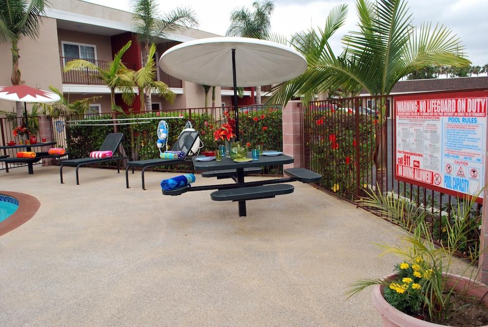 Budget Inn Anaheim photo 3