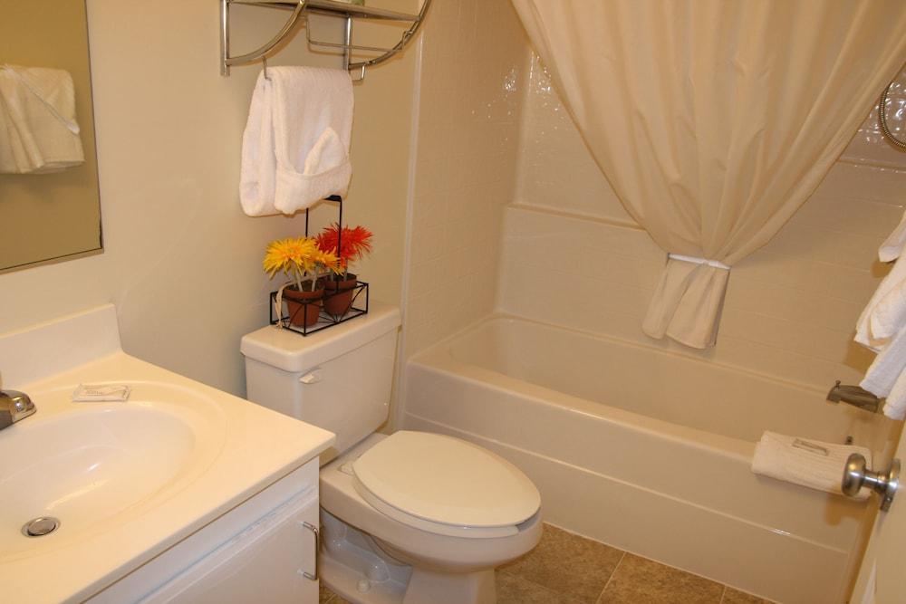 Affordable Suites Fredericksburg photo 14