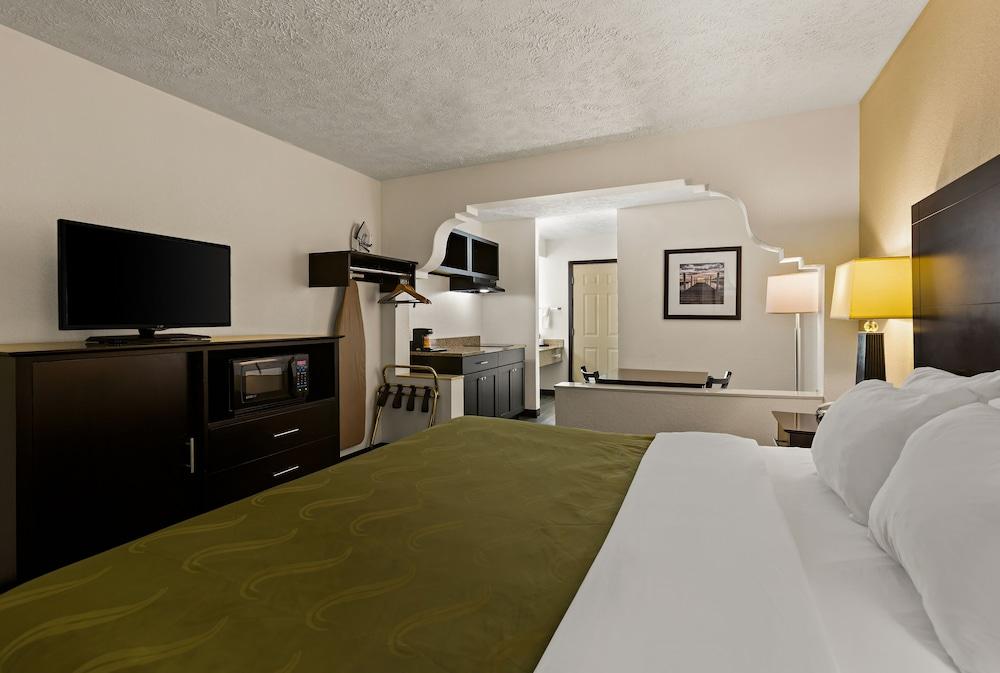 Quality Inn Traverse City photo 20