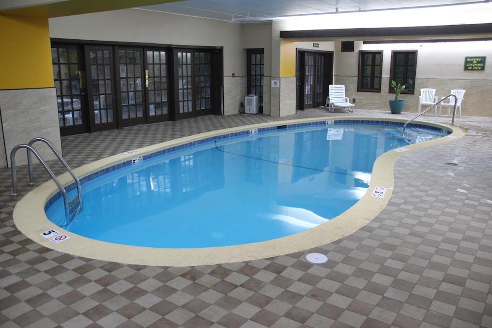 Spring House Inn photo 23
