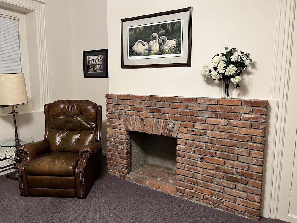 Stoner's Mansion House photo 22