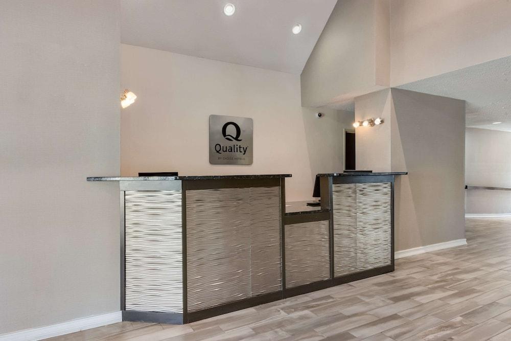 Quality Inn Lees Summit - Kansas City photo 5