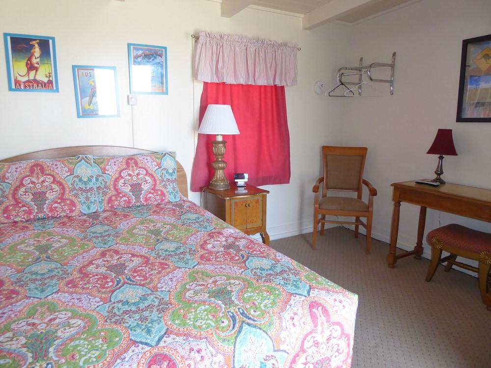 West Walker Motel photo 19