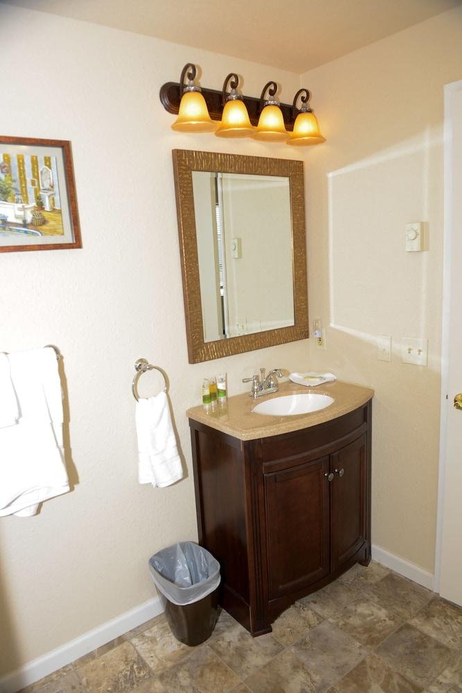 City Center Motel photo 19