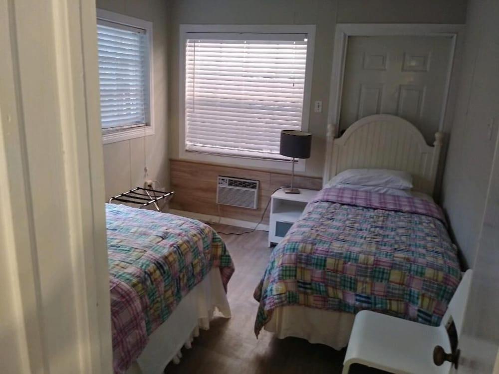 Tropical Sky Ranch Motel photo 8