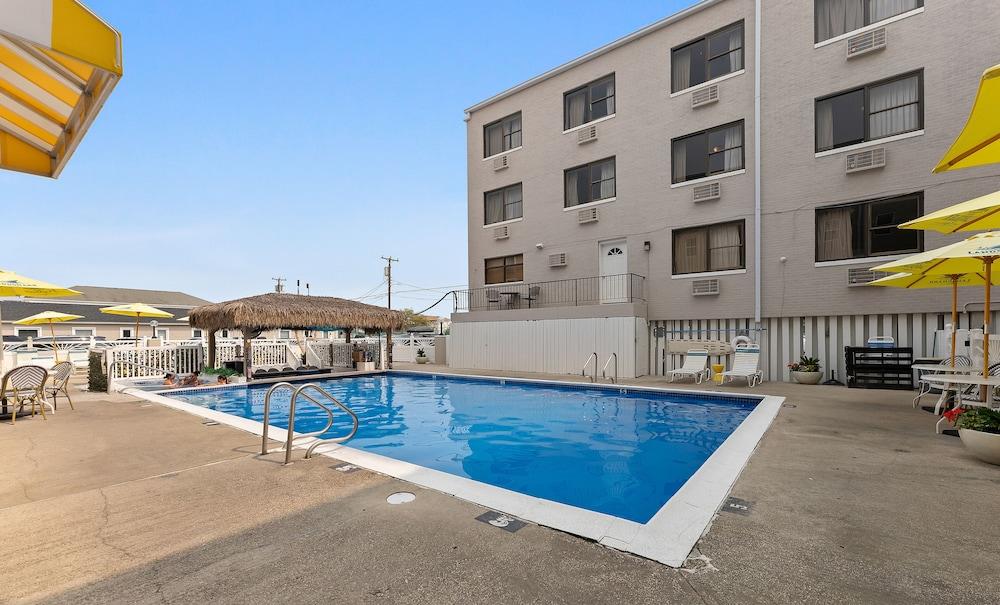 Oceanic Hotel photo 27