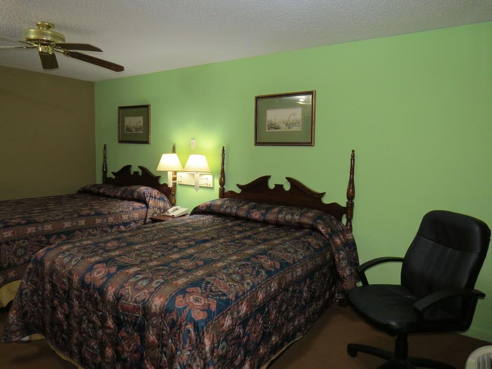 First Western Inn Caseyville photo 23