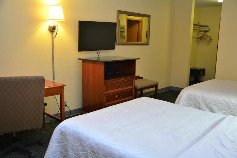 Buckeye Inn Express photo 10