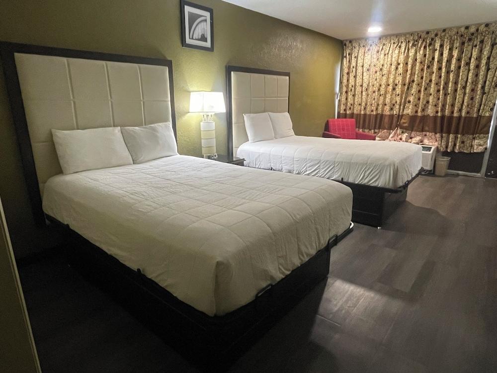 Americas Best Value Inn Wilson photo 28