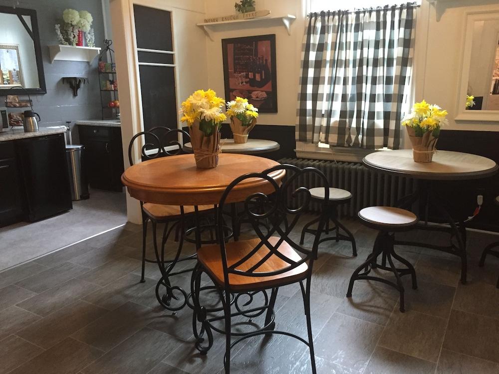 The Baxa Inn photo 3
