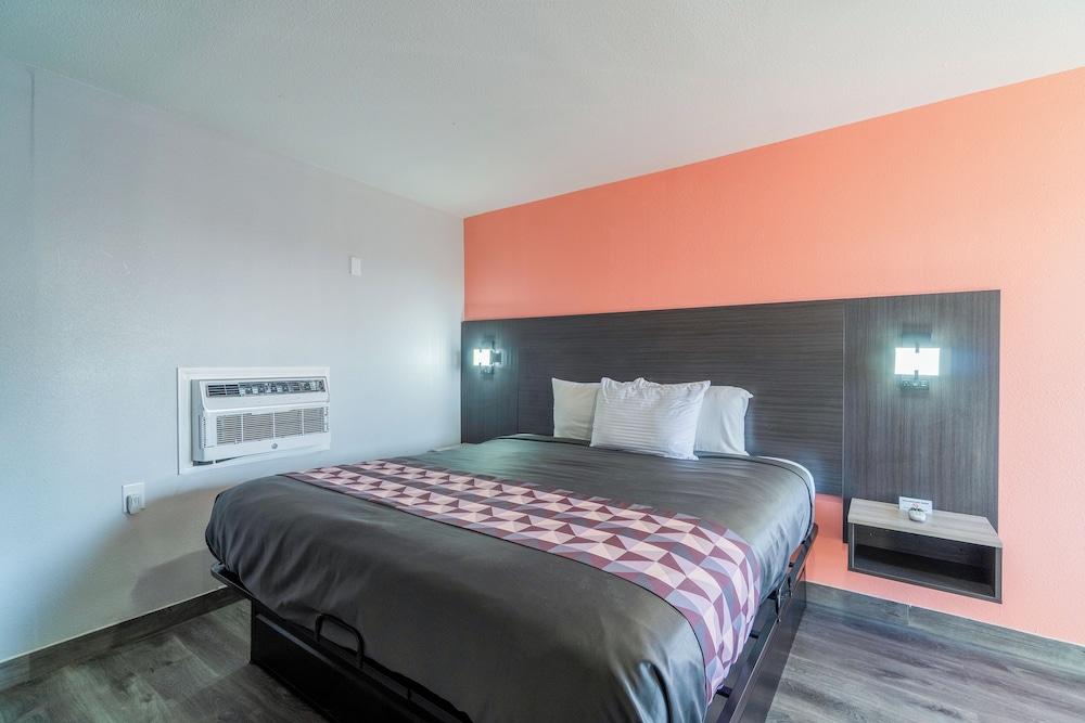 Royal Inn by OYO photo 52