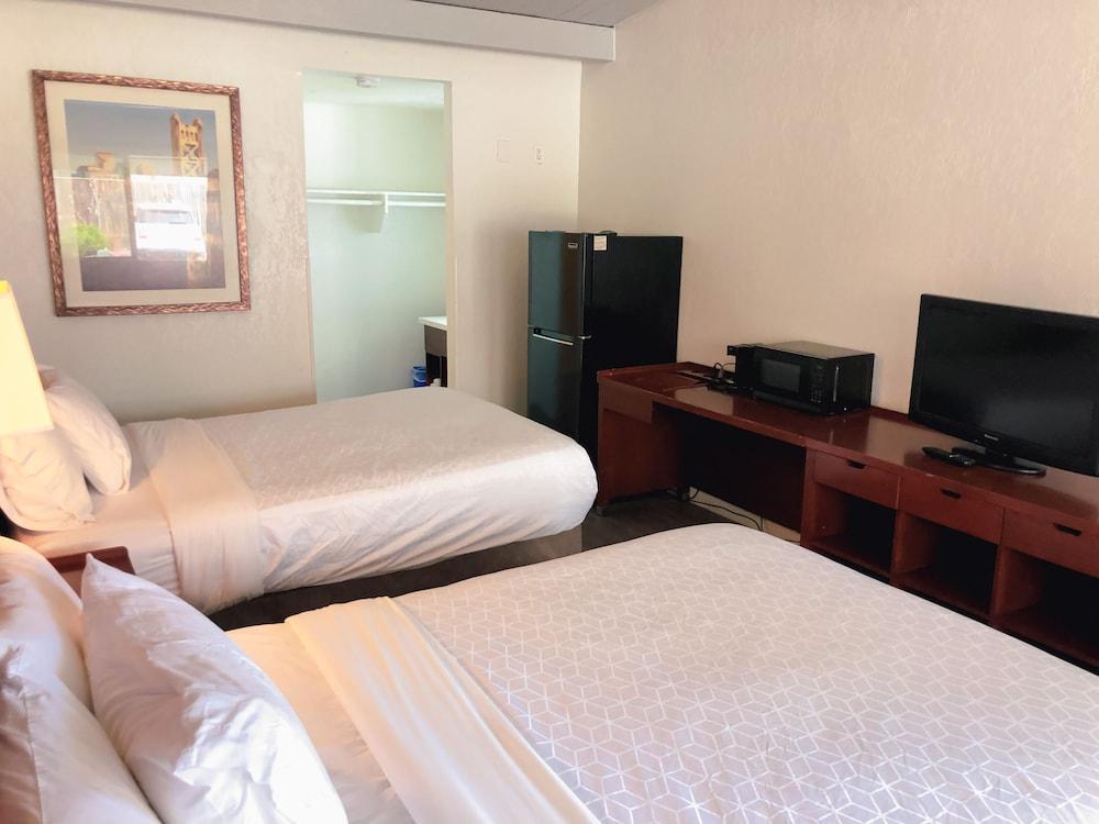 Super 8 by Wyndham San Jose Airport photo 10