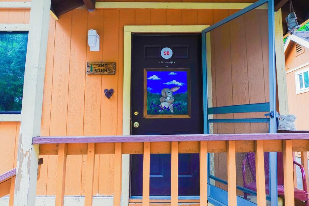 Sleepy Hollow Cabins and Hotel photo 74