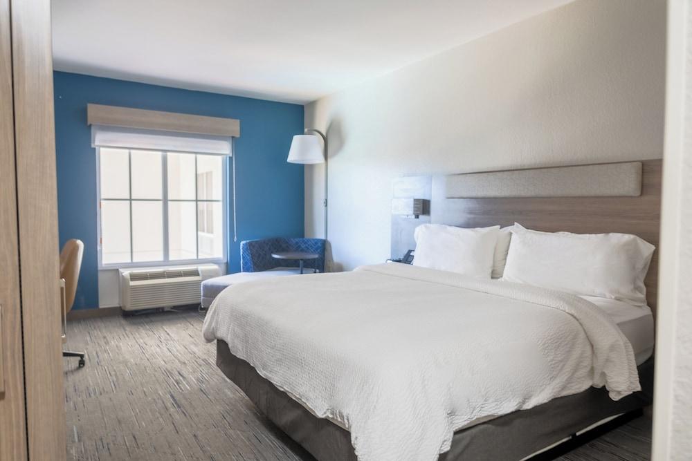 Holiday Inn Express & Suites Vicksburg by IHG photo 3