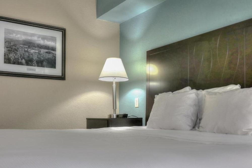 The Greystone Lodge on the River photo 52