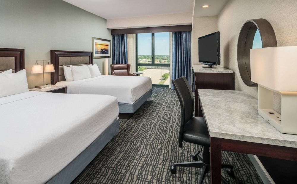 Crowne Plaza Springfield by IHG photo 45