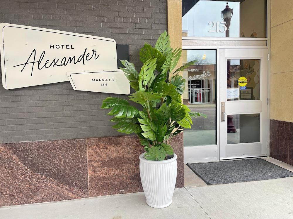 Hotel Alexander photo 1