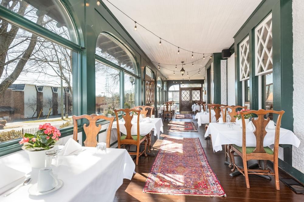 The Shaffner Inn photo 38