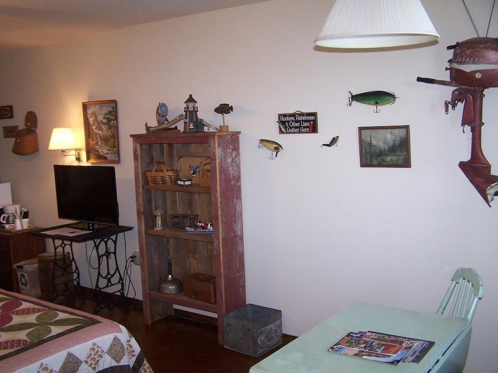 Pointe West Resort Motel photo 50