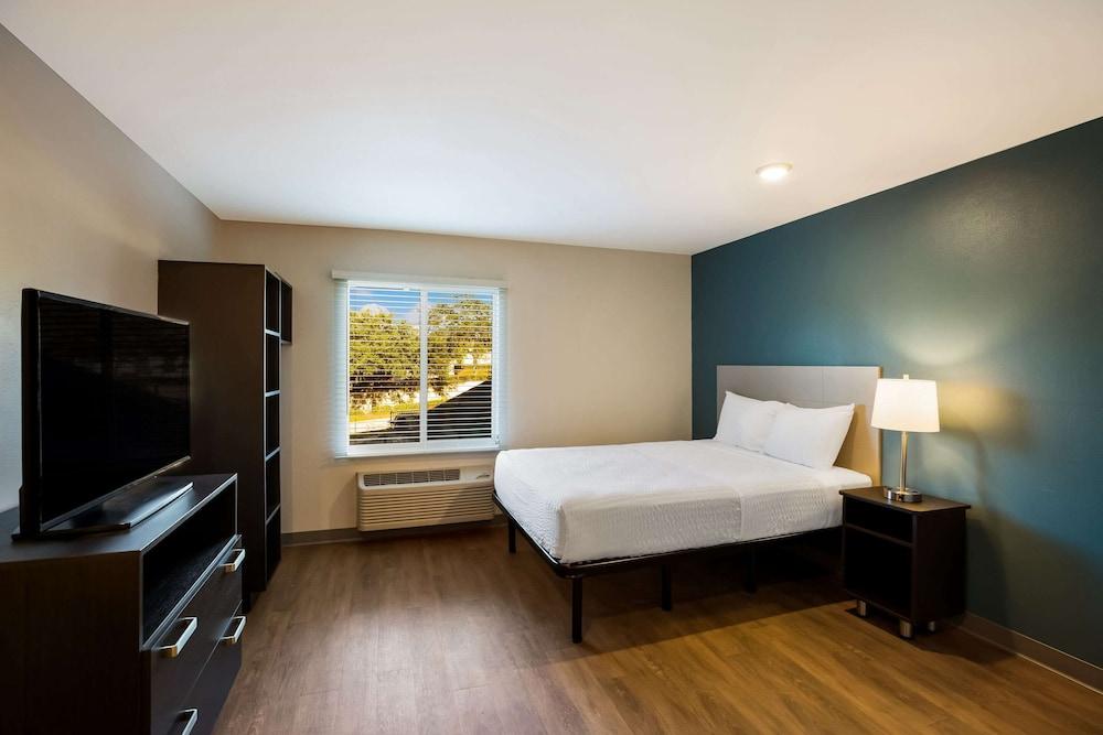 WoodSpring Suites Orlando West - Clermont photo 12