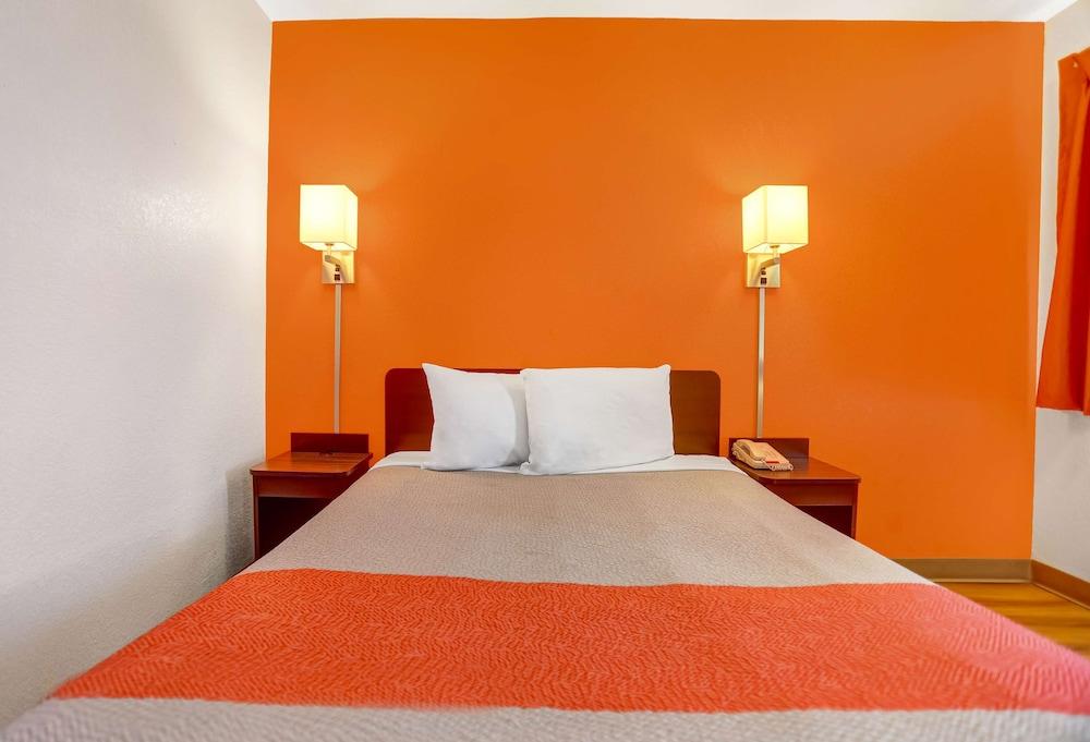 Motel 6 Grants, NM photo 10
