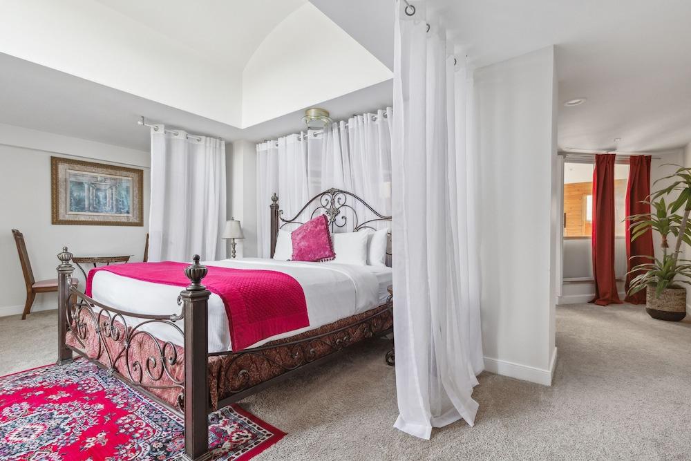 The Columbia Inn at Peralynna Manor photo 42