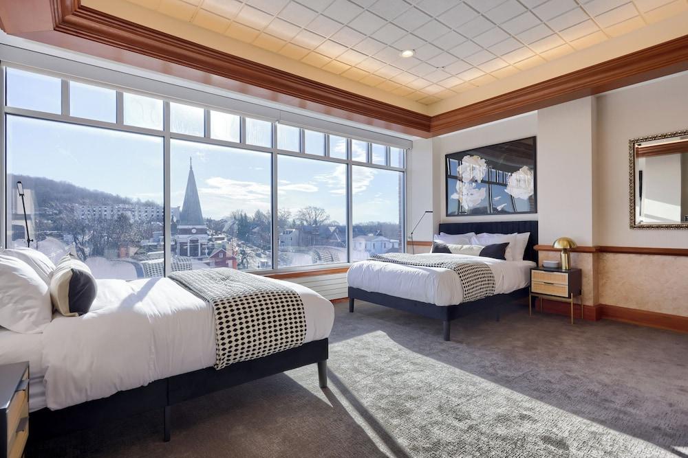 The Executive Suites and Venue photo 59