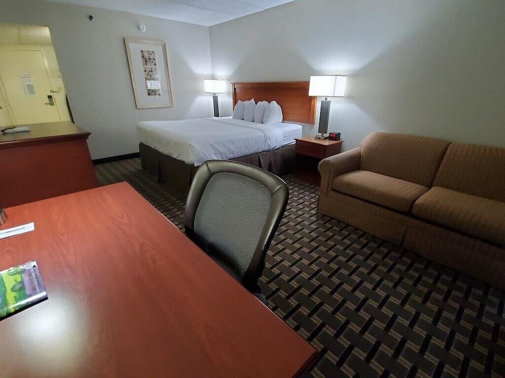 Motel 6 Hastings, NE photo 59