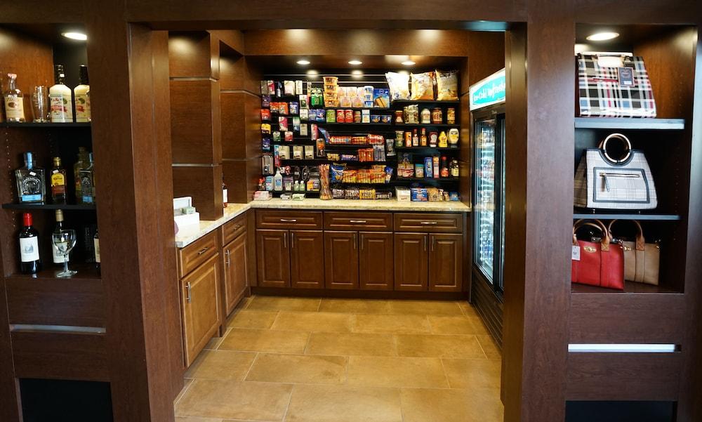 Hyatt Vacation Club at Desert Oasis photo 49
