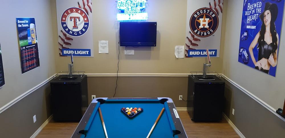 Cotulla Whitten Inn photo 30