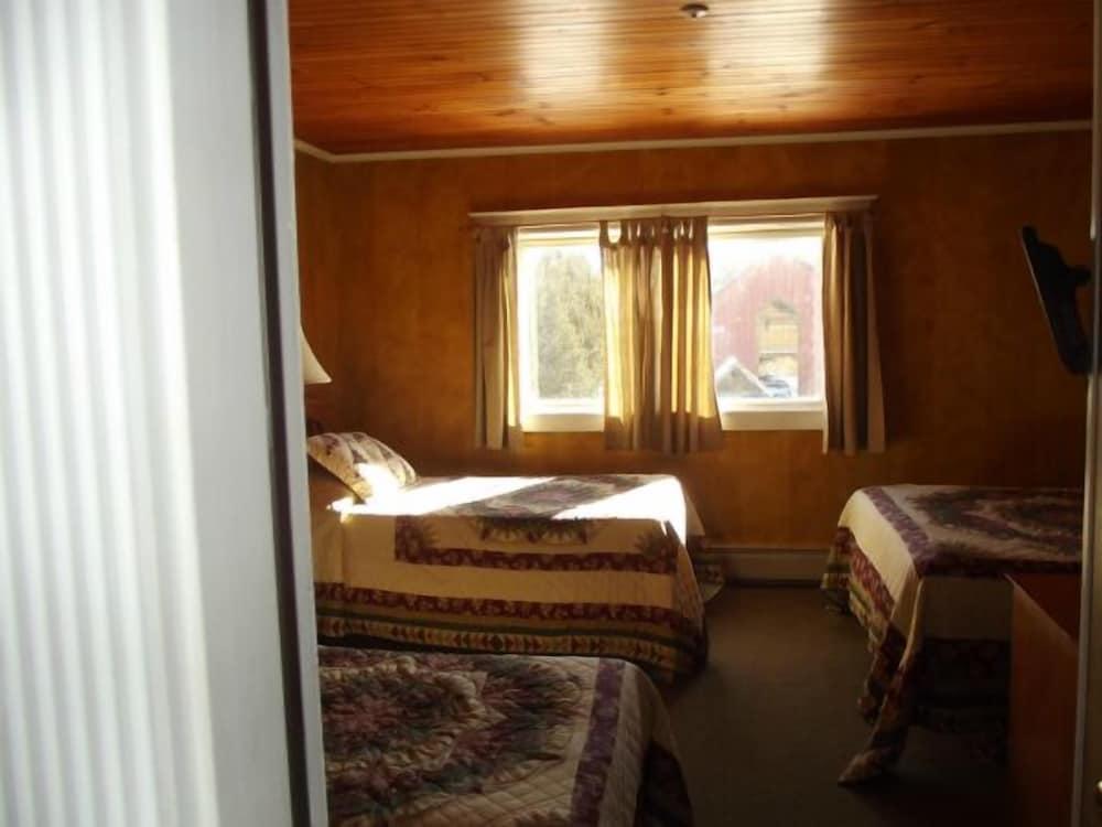 The Jay Village Inn photo 13