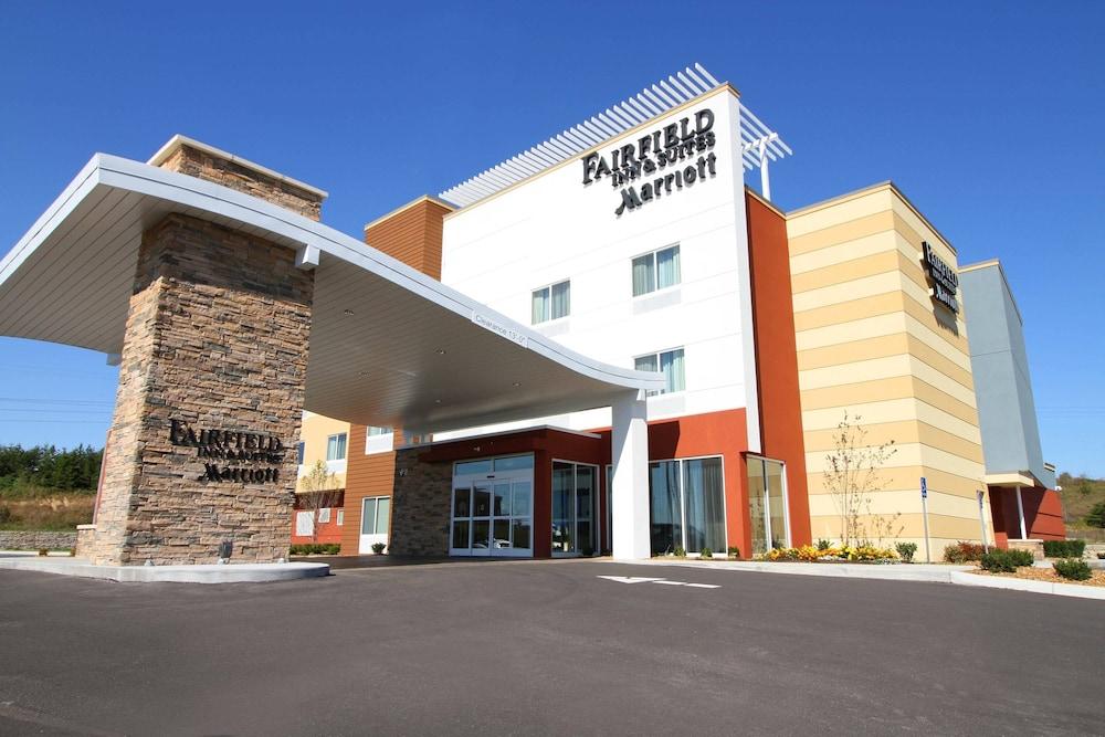 Fairfield Inn & Suites by Marriott London — hotel in London