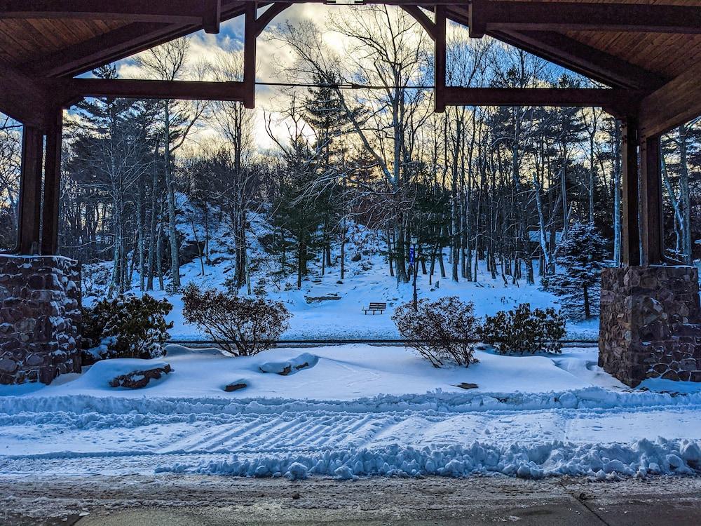 Split Rock Resort photo 95