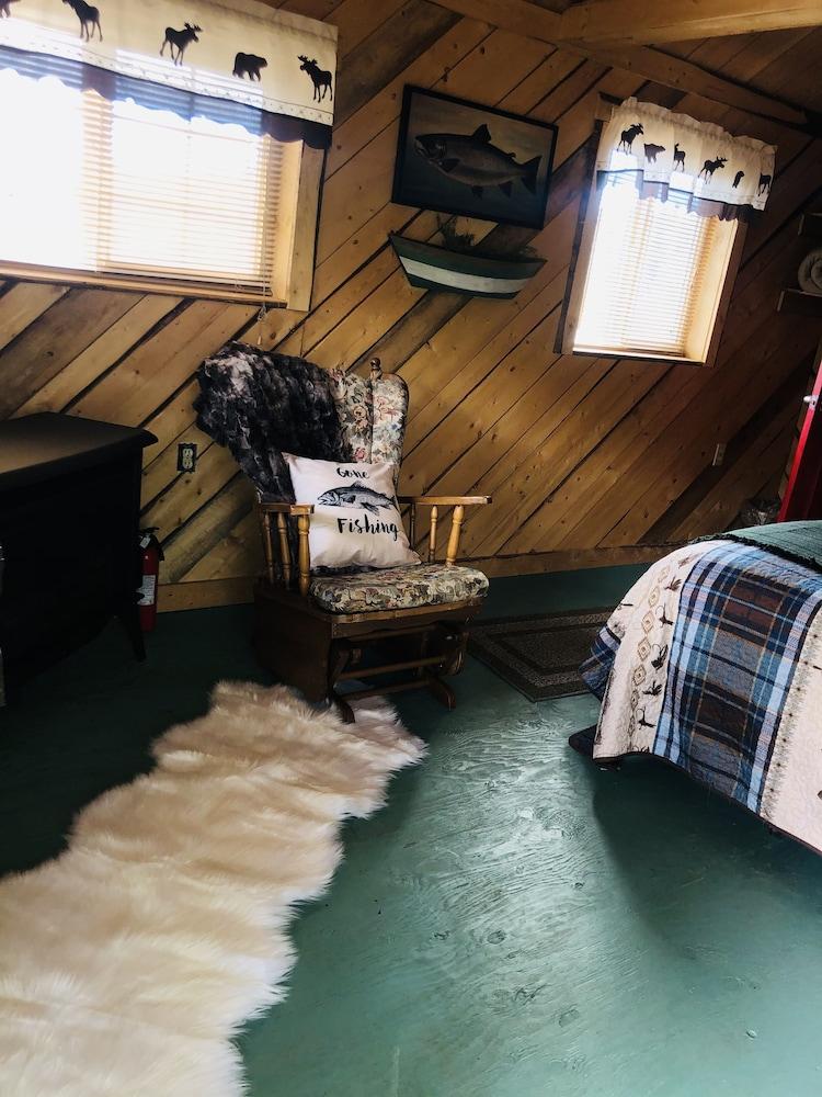 Wrangell Mountain Lodge photo 35