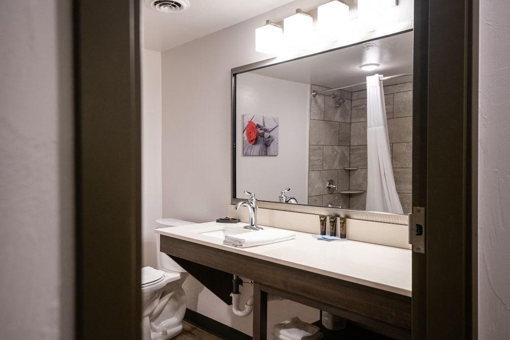 Copper King Convention Center, an Ascend Collection Hotel photo 50