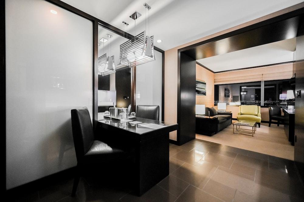 StripViewSuites at Vdara photo 69