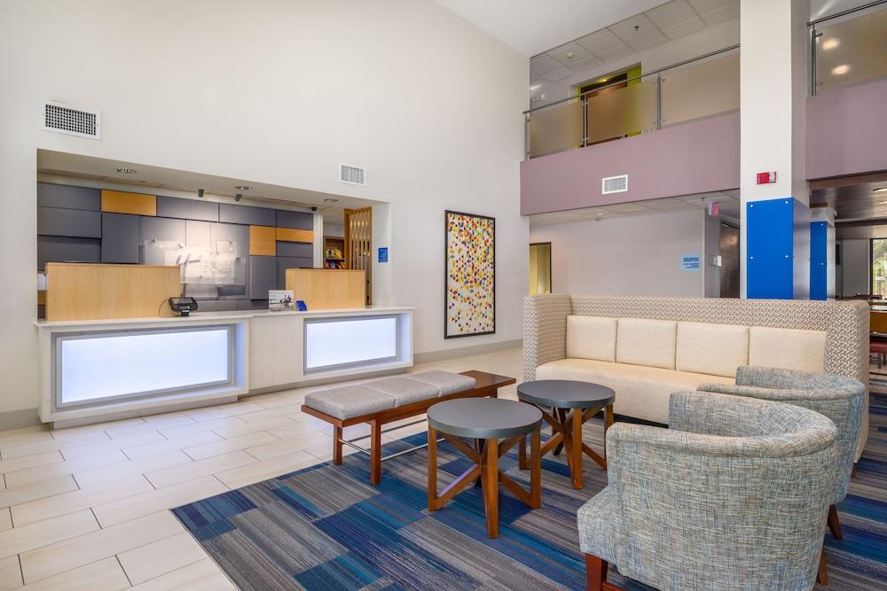 Holiday Inn Express Hotel & Suites Phoenix-Airport by IHG photo 44