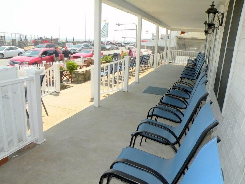 The Pelham Resort Motel photo 9