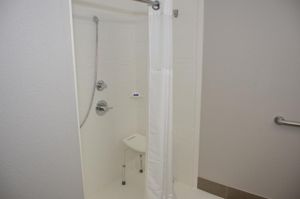 Garner Hotel Longview South by IHG photo 22