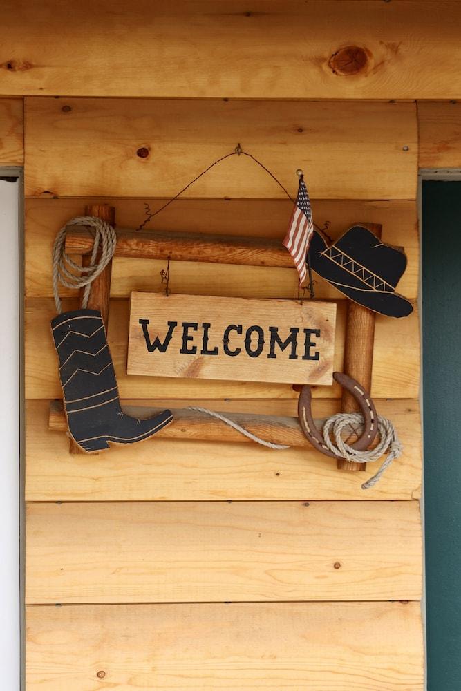 Rocky Mountain Lodge photo 10