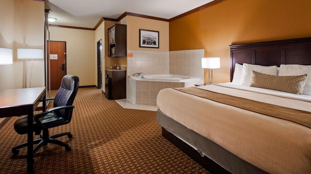 Best Western Granbury Inn & Suites photo 29
