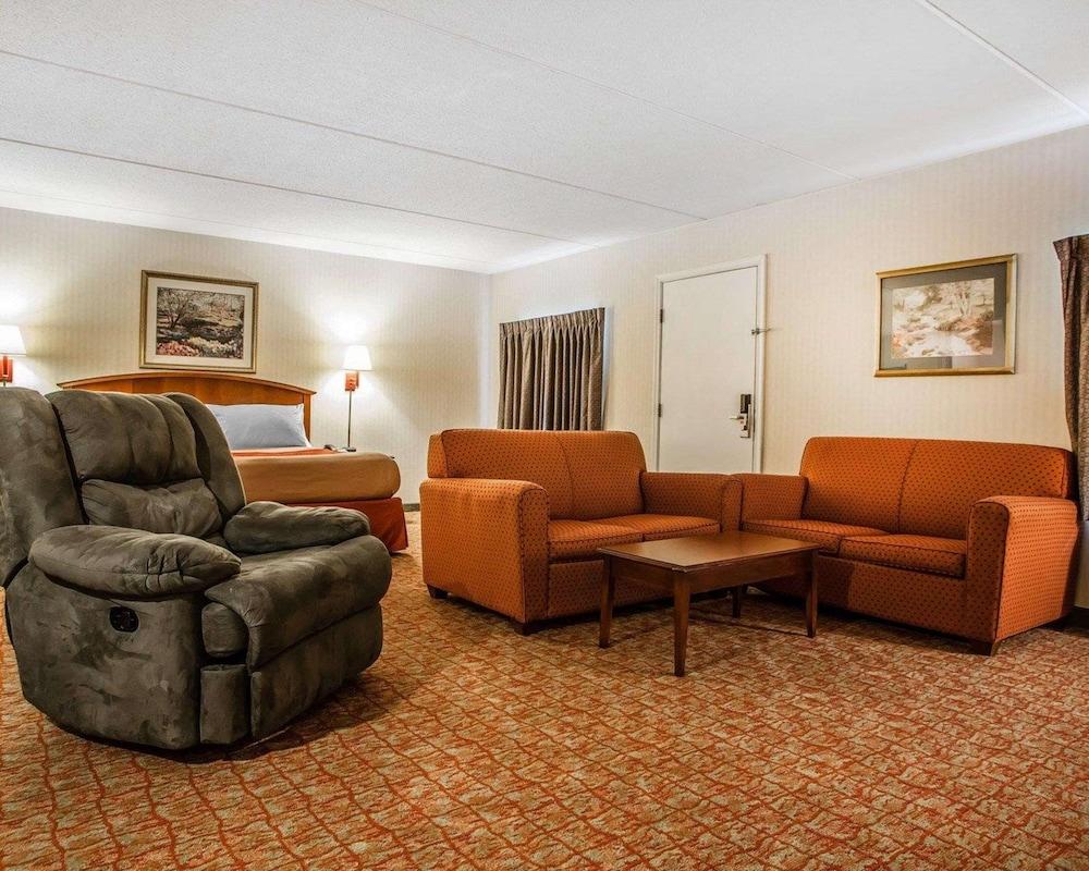 Econo Lodge Douglassville - Pottstown photo 6