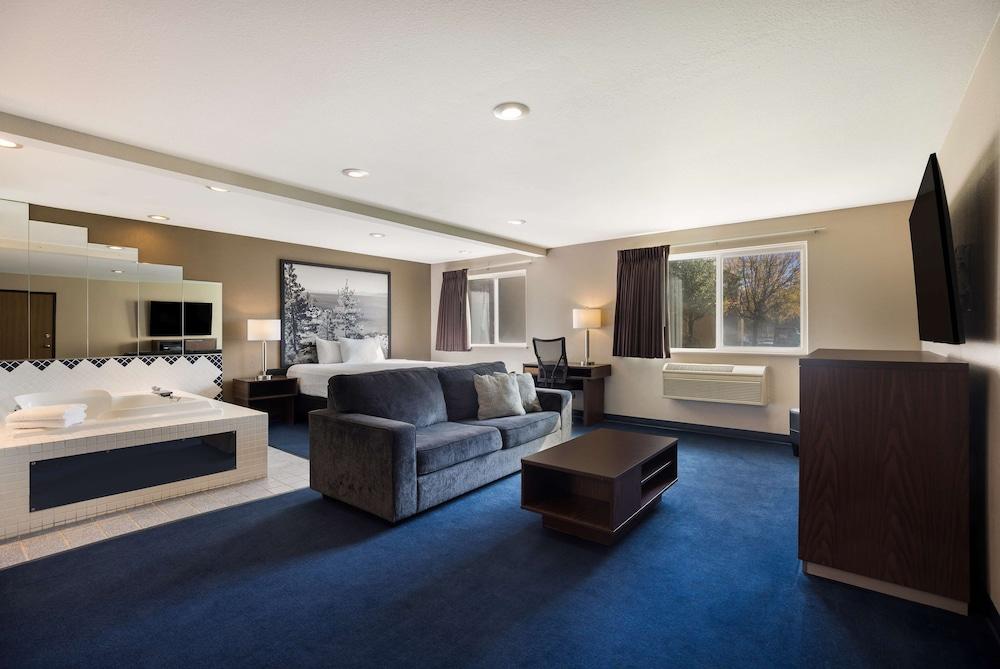 Americas Best Value Inn Sparks photo 26