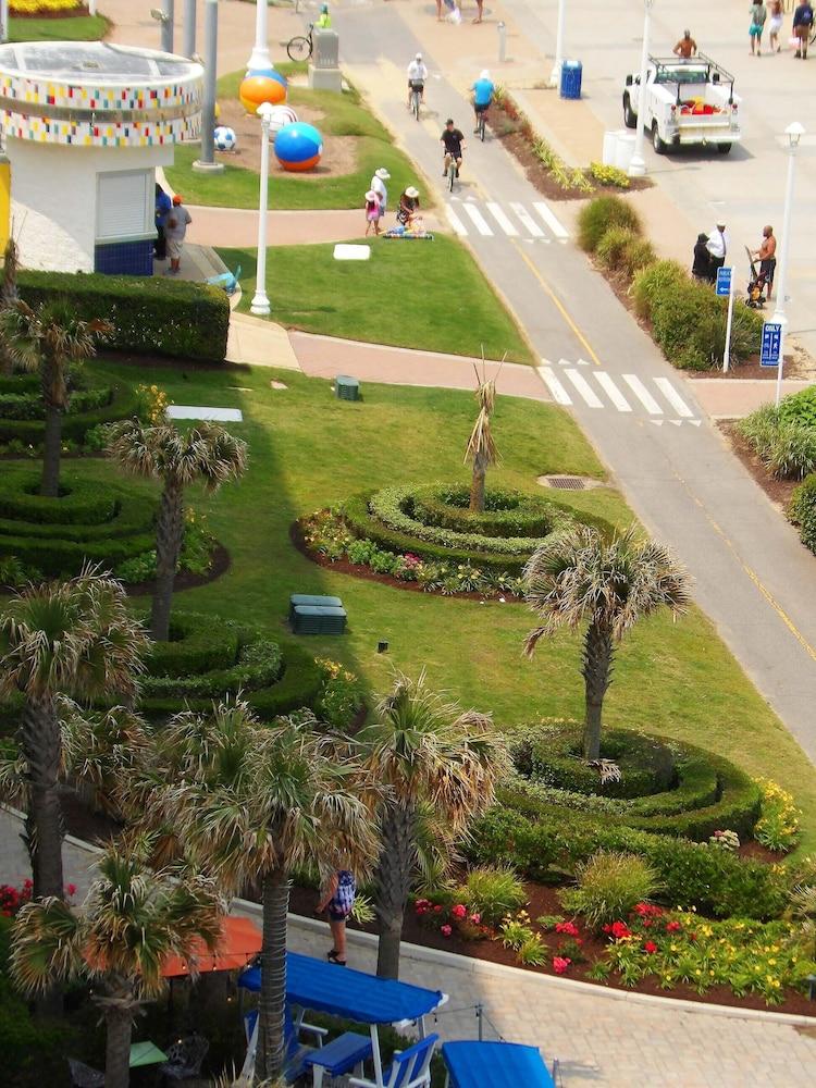 Breakers Resort Inn photo 7