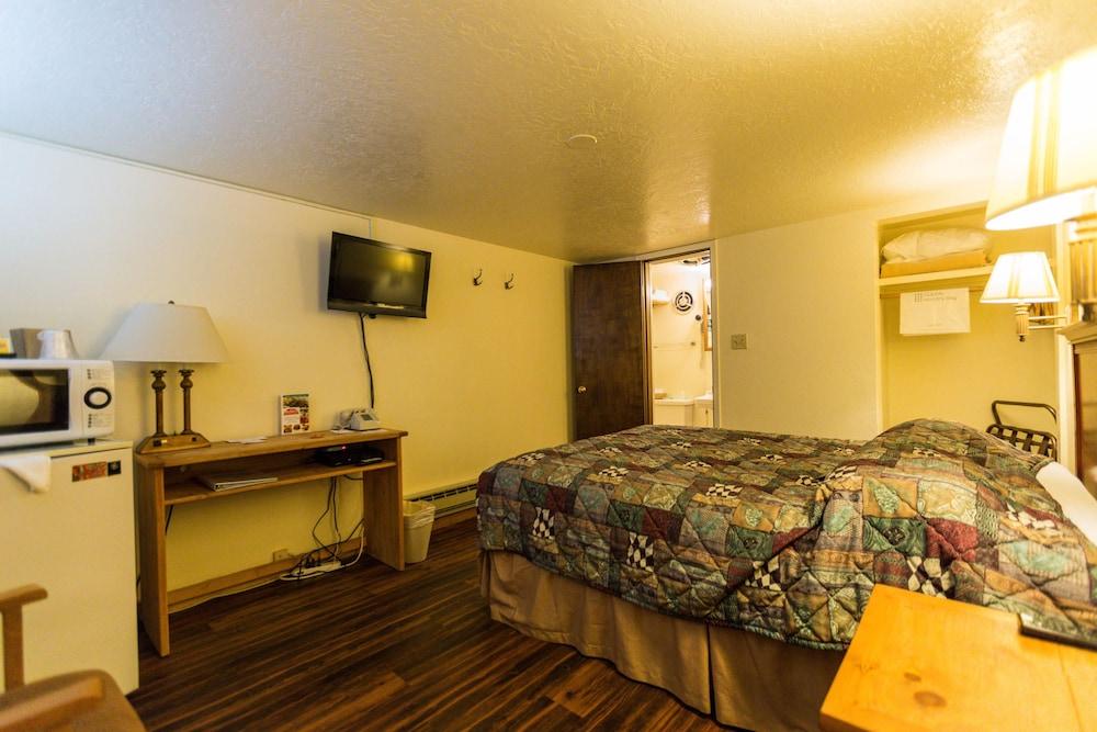 Falls Motel photo 45