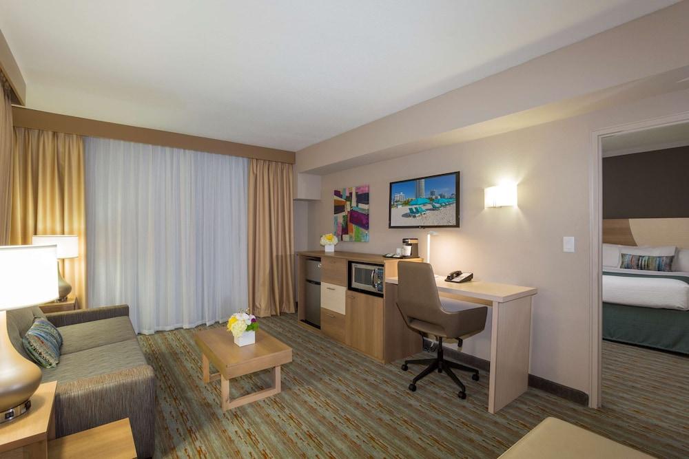 Best Western Plus Atlantic Beach Resort photo 21