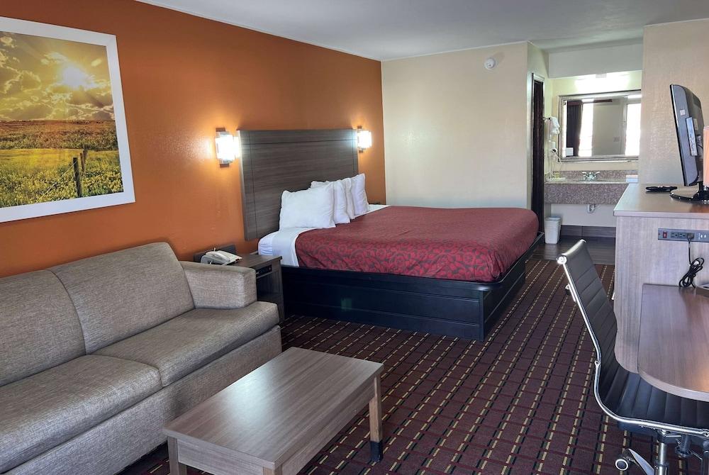 Days Inn by Wyndham El Reno photo 20