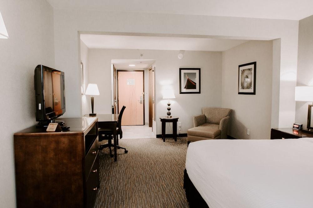 Wingate by Wyndham Chantilly / Dulles Airport photo 5