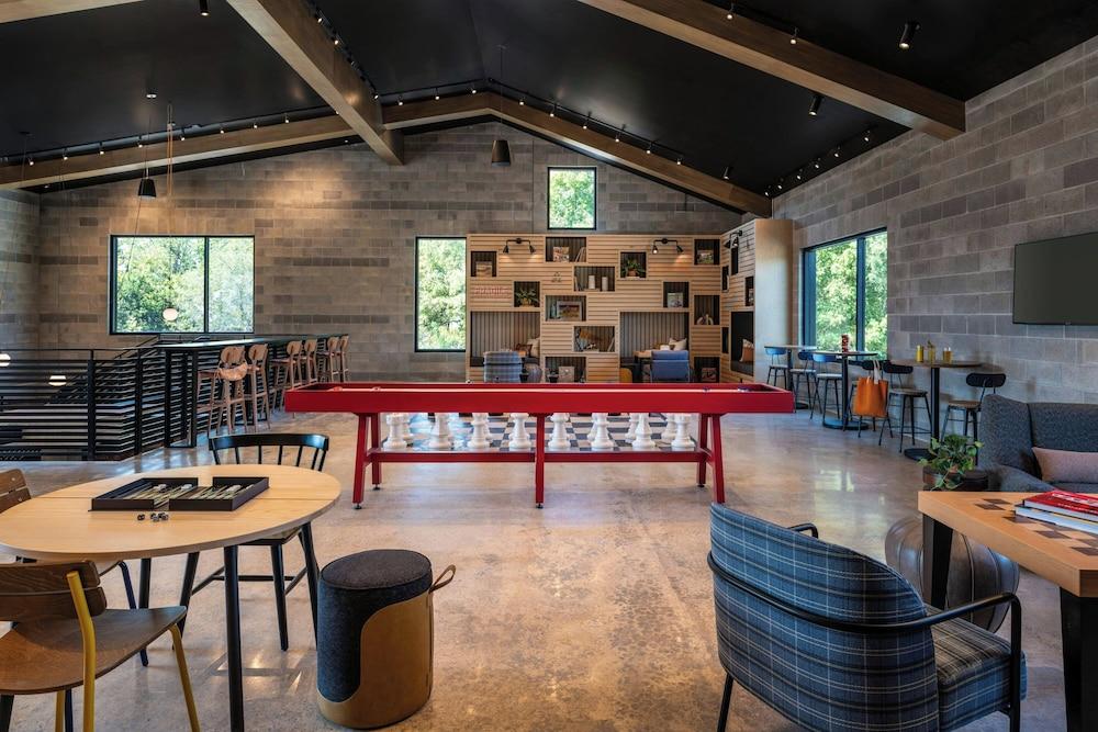Moxy Fayetteville photo 2